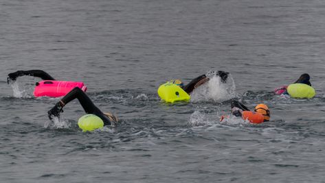 Open Water Swimming Training, Swim Tips, Open Water Swim, Water Workouts, Backpacking For Beginners, Swim Workouts, Ocean Swim, Swimming Training, Get Faster