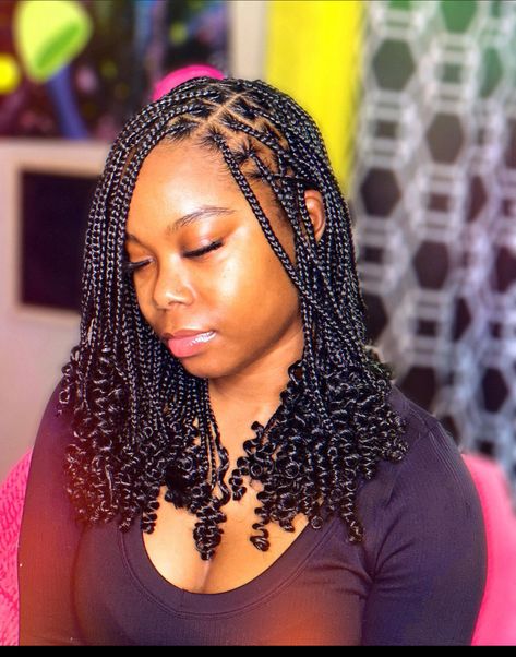 Ghana Weaving Hairstyles, Latest Hairstyles For Ladies, Weaving Hairstyles, Ghana Braids Hairstyles, Short Hair Twist Styles, Ghana Weaving, Weave Hairstyles Braided, Gorgeous Braids, Short Box Braids Hairstyles