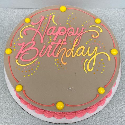 Fonts For Cake Writing, Happy Birthday Icing Writing, Happy Birthday Piping On Cake, Cake Handwriting, Birthday Cake Writing Ideas, Buttercream Writing, Cake Borders Designs, Cake Writing Ideas, Sheet Cakes Decorated Birthdays