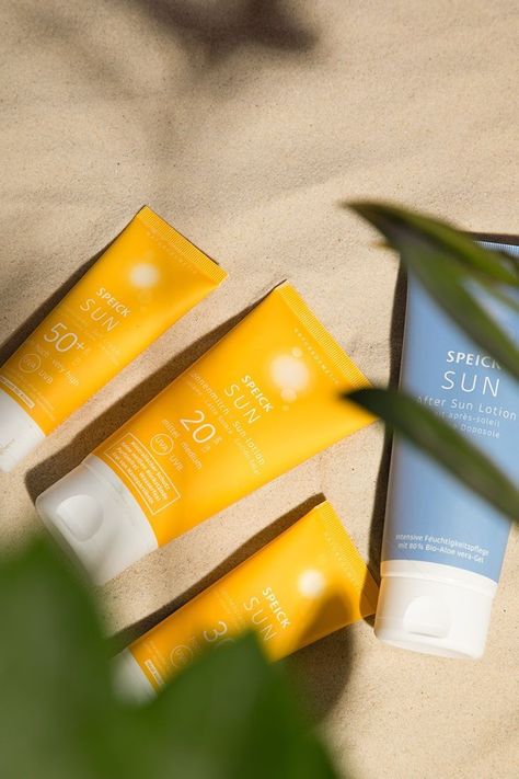 Sun Cream Photography, Sunblock Aesthetic, Sunscreen Product Photography, Sunscreen Photography, Summer Product Photography, Lipstick Photos, African Inspired Decor, Skincare Products Photography, Sun Screen