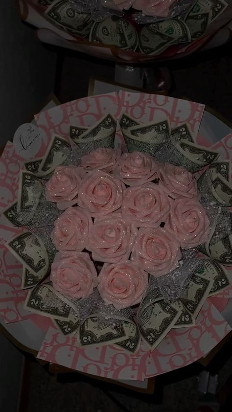 Floral Arrangments & Money Bouquet | Us girls just want chocolates, money, and flowers 💌 . . . . . . . . . #moneybouquet #floral #roses #ramos #ramobuchon #flowerarrangement … | Instagram Money Ramo With Roses, Flowers With Money, Flower Bouquet With Money, Money Flower Bouquet, Pretty Flower Bouquet, Money Roses, Birthday Flower Bouquet, Flowers Money, Beautiful Love Flowers