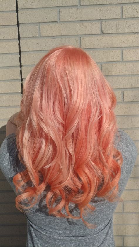 Peach Auburn Hair, Pinky Peach Hair, Peach Coloured Hair, Coral Colored Hair, Orangey Pink Hair, Peach Hair Colour, Coral Hair Color Peaches, Pastel Pink And Orange Hair, Peach Hair Aesthetic