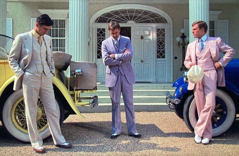 Ralph Lauren suits Great Gatsby 1974, Mountain Man Clothing, 10 Life Lessons, White Dress Shoes Men, Morning Coat, Jay Gatsby, Ralph Lauren Suits, Mia Farrow, Social Class