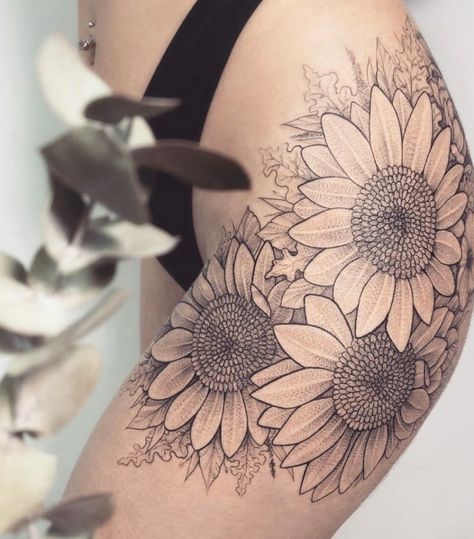 20 Unique Sunflower Tattoos for Women - Tattoo Ideas #tattoos #sunflowertattoo #tattoo Sunflower Tattoos For Women, Sunflower Tattoo Thigh, Flower Tattoo Shoulder, Lille France, Sunflower Tattoos, Modern Tattoos, Back Tattoo Women, Sunflower Tattoo Design, Sunflower Tattoo