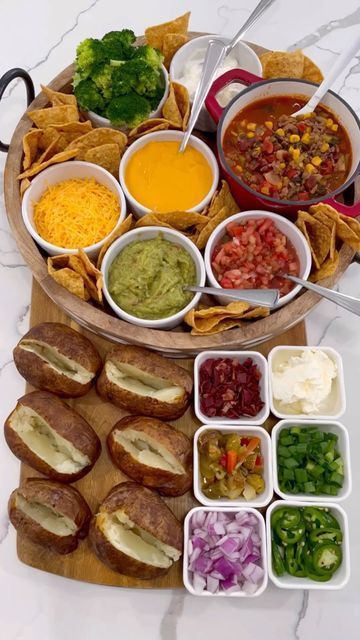 Baked Potato Board, Potato Board, Game Night Food, Baked Potato Bar, Potato Bar, Mexican Snacks, Sprinkle Salt, Charcuterie Inspiration, Charcuterie Platter