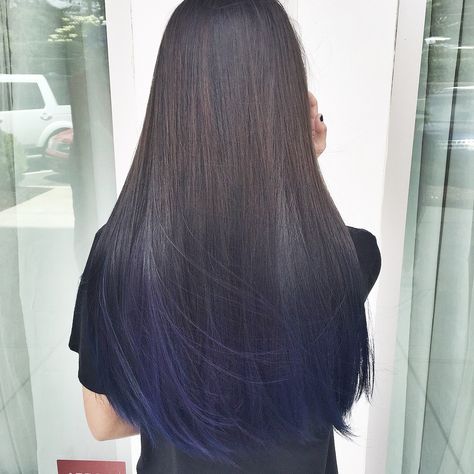 Electric #blue #balayage #mermaidhair #kristinhairstylist #salongloss Hair Dye Balayage, Blue Balayage, Dark Ombre Hair, Balayage Haircolor, Blue Ombre Hair, Hair Dyed, Ombre Hair Blonde, Violet Hair, Ombre Hair Color