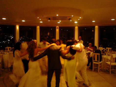 Dancing Zorba - Russian and Armenian wedding party Armenian Wedding Decor, Russian Wedding Aesthetic, Balkan Wedding Aesthetic, Russian Wedding Traditions, Balkan Wedding, Serbian Wedding, Russian Party, Romanian Wedding, Armenian Wedding