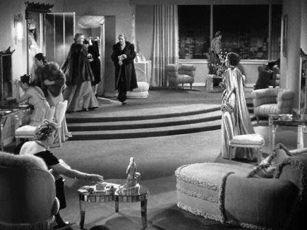 Scene from the 1939 film, "The Women," inspiration photo for Art Deco bungalow made from an old Firestone radio cabinet Feng Shui Small Living Room, 20s Decor, Cedric Gibbons, 1930s Interior, Trendy Bedroom Ideas, Bedroom Ideas For Women, Women In Their 20s, Film Scenes, Deco Interiors