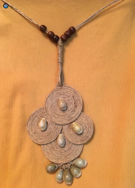 Handmade Neckpiece online Jute Jwellery Design, Jute Neckpiece, Jute Jewellery Handmade, Jute Jewellery, Earrings Diy Handmade, Diy Fabric Jewellery, Fabric Jewellery, Artificial Jewelry, School Creative