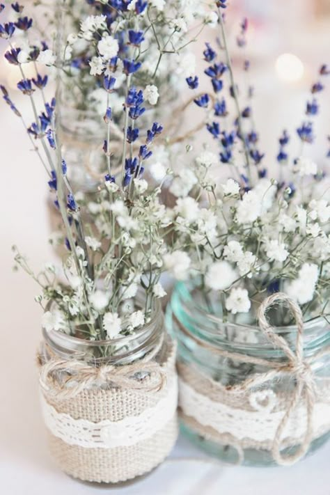 Lavender Wedding Bouquet, Wedding Jars, Rustic Wedding Decorations, Deco Champetre, Purple Wedding Bouquets, 80s Theme, Rustic Bouquet, Babies Breath, Rustic Wedding Centerpieces