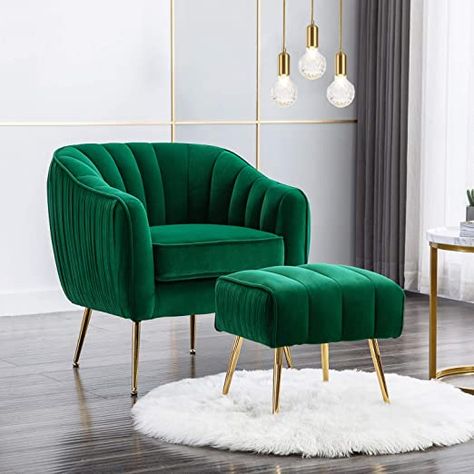 Green Sofa Living, Sofa Santai, Room Couches, Bedroom Door Design, Furniture Sofa Set, Chair And Ottoman Set, Living Room Sofa Design, Ottoman Set, Sofa Styling