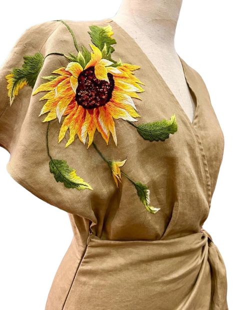 (Posts tagged embroidery) Sunflower Inspired Dress, Sunflower Clothes, Embroidery Sunflower, Embroidered Sunflowers, Sunflower Fashion, Drawing Fabric, Sunflower Outfit, Hand Embroidered Dress, Sunflower Embroidery