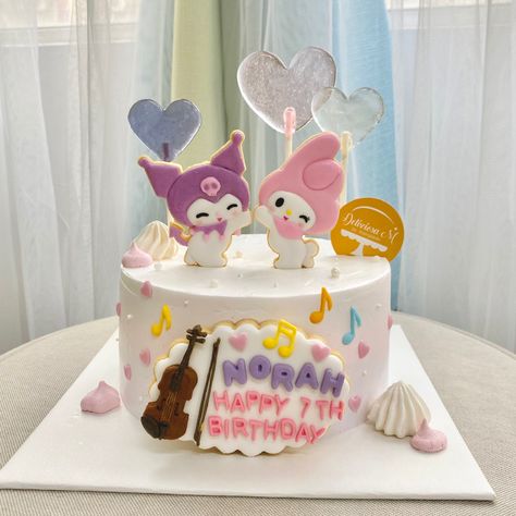 My Melody & Kuromi Cookie Cake My Melody And Kuromi Bday Party, Kuromi My Melody Birthday Theme, My Melody And Kuromi Party, Kuromi And My Melody Birthday, Kuromi And My Melody Cake, My Melody Happy Birthday, Kuromi Cake Ideas, My Melody Party Ideas, My Melody Birthday Cake