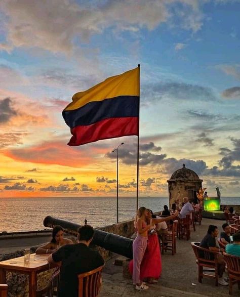 Colombian Travel, Colombia Aesthetic, Colombia Trip, Columbia Travel, Columbia Country, Colombian Culture, Colombia Travel, Latin American, Travel Goals