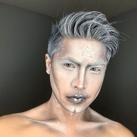 Air Element Makeup Look, Air Makeup Element, Air Element Costume, 4 Elements Costume, Elemental Makeup, Grimes Costume, Elements Makeup, Cinema Makeup School, Snow Makeup