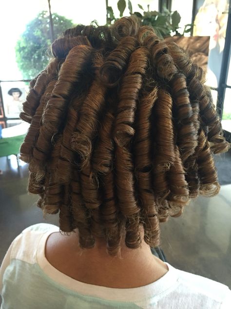 Shirley Temple Curls, Updo Curly Hairstyles, Ringlets Hair, Black Hair Curls, Royal Hairstyles, Vintage Hair Salons, Ringlet Curls, Updo Curly, Men Blonde Hair