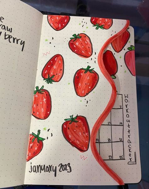 School Book Covers, Creative School Project Ideas, Bond Paper Design, Bulletin Journal Ideas, Diy Journal Books, Bullet Journal Diy, Bullet Journal Design Ideas, Diary Ideas, Cute Strawberry