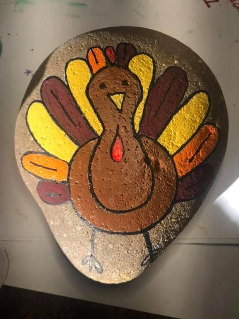 Turkey Painting, Fall Rock, Rock Garden Design, Rock Painting Ideas, Painted Rocks Diy, Rock Painting Ideas Easy, Hand Painted Stones, Rock Painting Designs, Stone Crafts