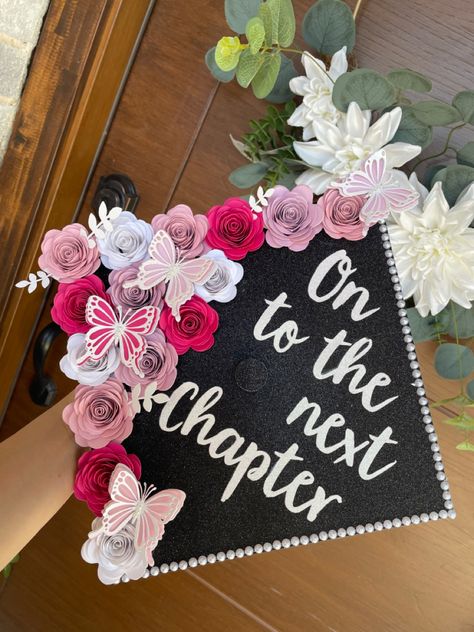 Mommy I Did It Graduation Cap, Cute Cap Graduation Ideas, Nursing High School Graduation Cap, Short Graduation Cap Quotes, Cute Cap For Graduation, The Start Of Something New Grad Cap, Hot Pink Grad Cap, Flower Cap Decoration Graduation, Cap And Grown Decorations