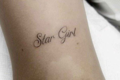 Stile Kylie Jenner, Cute Tats, Inspiration Tattoo, Tattoos Geometric, Cute Tiny Tattoos, Dainty Tattoos, Girly Tattoos, Beauty Inspo, Dream Tattoos