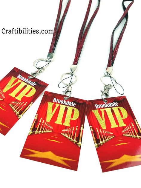 RED CARPET ((downloadable)) VIP PARTY PASS - print at home - Hollywood MOVIE NIGHT idea - DIY fancy lanyard - How to make tutorial Diy Vip Passes, Red Carpet Dinner Party, Diy Red Carpet Rope Stand, Red Carpet Centerpiece Ideas, Diy Red Carpet Rope, Red Carpet Theme Party Decoration, Diy Movie Night Decorations, Vip Party Ideas, Red Carpet Party Ideas Decoration