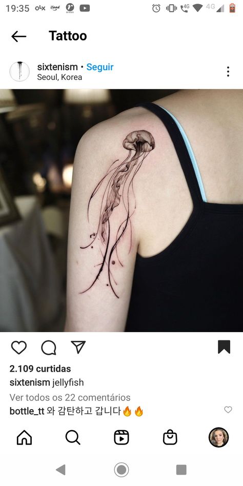 Saturn Tattoo, Jellyfish Tattoo, Ocean Tattoos, Tatuaje A Color, Pretty Tattoos, Big Tattoo, Tattoo Style, Jellyfish, Flower Tattoo