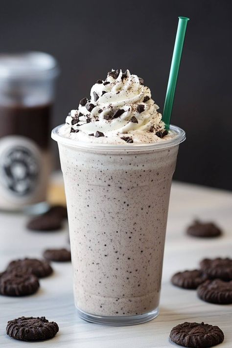 Cookies and Cream Frappuccino Cookies And Cream Frappuccino, Cream Drinks, Frappuccino Recipe, Crushed Oreos, Vanilla Whipped Cream, Mint Cookies, Chocolate Powder, Refreshing Desserts, Cookies N Cream Cookies