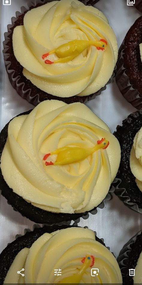 Svengoolie themed chocolate cupcakes with rubber chickens Gross Cupcakes, Cursed Cupcakes, Easy Chicken Cupcakes, Chicken Themed Cupcakes, Rubber Duck Cupcakes, Ugly Duckling Cake, Chicken Cupcakes, Chicken Birthday, Rubber Chicken