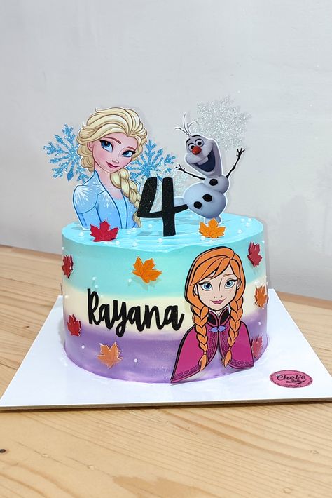 Frozen Cake Ideas One Layer, Frozen Cake Designs For Girl, Anna Cake Frozen, Frozen Cake Ideas Birthdays, Frozen 2 Cake Ideas, Elsa Cake Ideas, Cake Elsa Frozen, Frozen Cake Design, Elsa Anna Cake