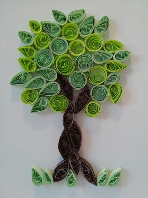 Tree Kviling Ideas, Beginner Quilling Ideas, Quilling Projects For Beginners, Quilling Ideas For Beginners, Quilled Tree, Free Quilling Patterns, Diy Quilling Crafts, Neli Quilling, Arte Quilling