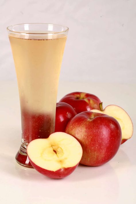 Hard Apple Cider Recipe, Crab Apple Recipes, Hard Cider Recipe, Pineapple Beer, Wine Making Recipes, Hard Apple Cider, Apple Cider Recipe, Liquor Recipes, Moonshine Recipes