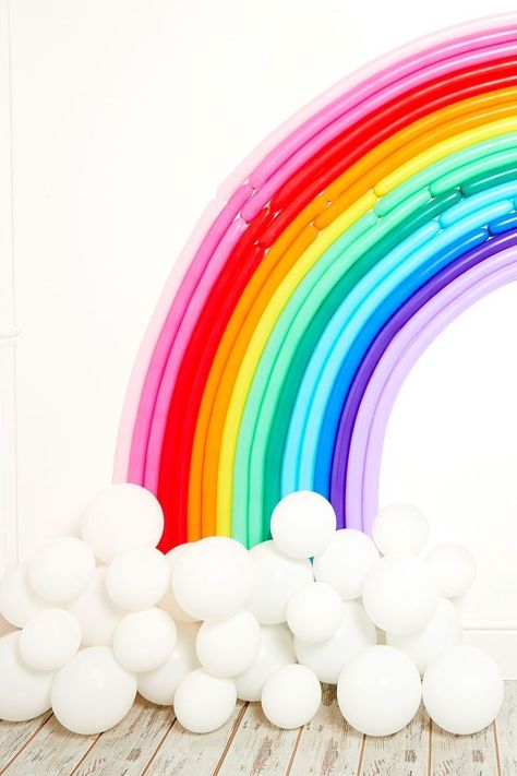 Rainbow Themed Birthday Party, Rainbow Unicorn Party, Balloon Display, Balloon Installation, Dragon Birthday, Art Birthday Party, Rainbow Balloons, Balloon Pump, Diy Birthday Decorations