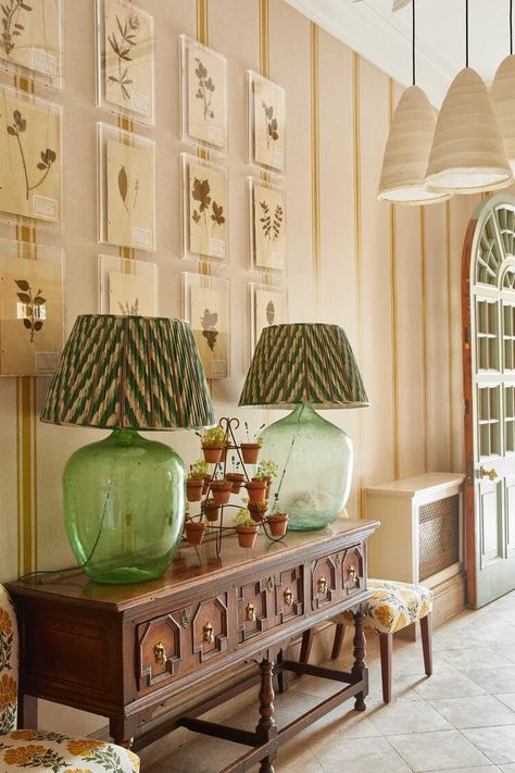 Designer + project you should know: Isabella Worsley of Callow Hall English Country House, Hallway Decorating, Residential Design, Interior Design Studio, House Inspo, Interior Design Inspiration, Home Decor Inspiration, Decor Inspiration, House Interior