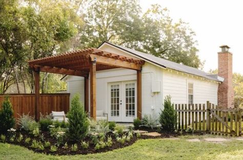 Magnolia Table Restaurant, French Double Doors, Charming Cottage, Chip And Joanna Gaines, Miscellaneous Items, Indoor Fireplace, Texas Homes, Vacation Home Rentals, Magnolia Homes