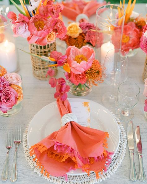 Sunset Table Setting, Pink And Orange Party Ideas, Coral Tablescape, Sunset Wedding Theme, Coral Wedding Themes, Pink Tablescape, Orange And Pink Wedding, Magenta Wedding, 21 Diner