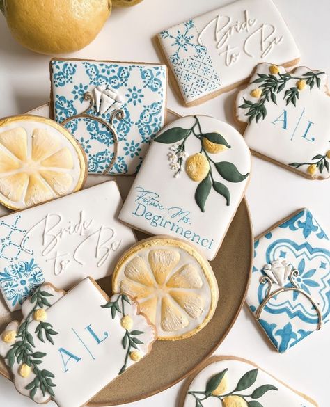 Italian Baby Showers, Italian Bridal Showers, Bridal Shower Themes, Lemon Themed Bridal Shower, Wedding Shower Cookies, Bridal Cookies, Italian Party, Bridal Shower Inspo, Wedding Shower Themes