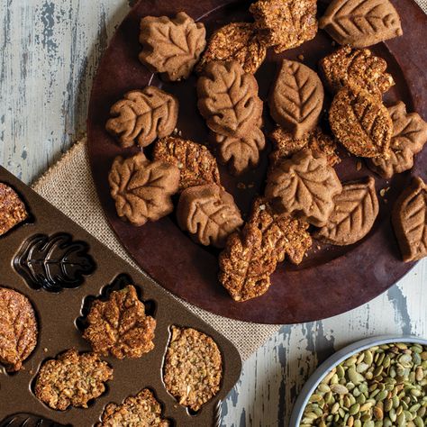 Almond Butter Granola Leaf Bites - Nordic Ware Nordic Ware Recipes, Wax Dripping, Homemade Almond Butter, Granola Bites, Mini Bundt, Mini Bundt Cakes, Cake Bites, Autumn Recipes, Autumn Inspired