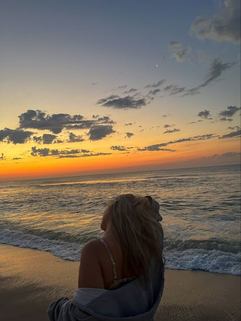 Beach Sunrise, Photo Inspo, The Ocean, The Beach, Sun