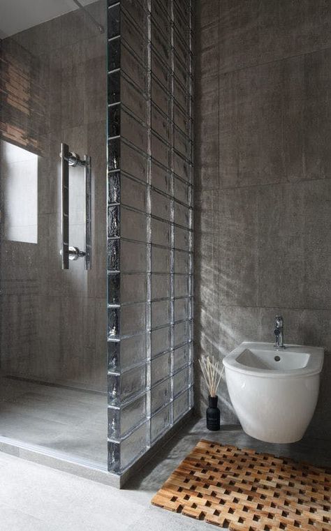 Brick Bathroom, Glass Block Shower, Bathroom Renovation Diy, Glass Blocks Wall, Interior Vintage, Glass Brick, Glass Bathroom, Glass Blocks, Beautiful Bathrooms