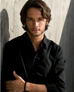 Rodrigo Santoro Rodrigo Santoro Love Actually, Rodrigo Santoro, Human Reference, Zoo Wee Mama, Love Actually, Hot Actors, Handsome Actors, Just Girly Things, Pretty Men