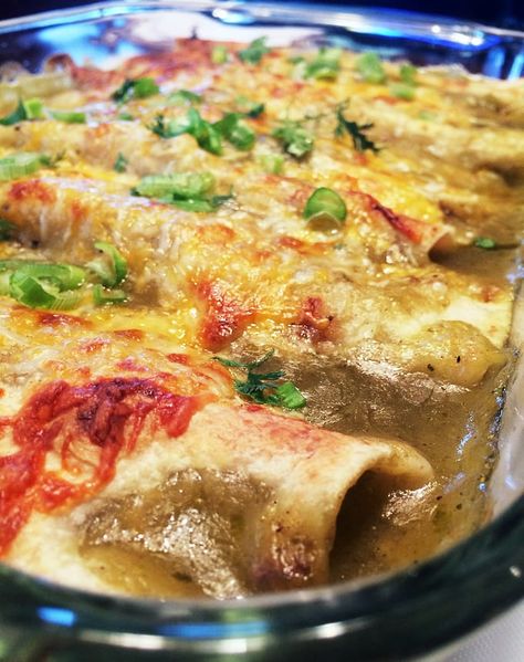 Ground Venison Salsa Verde Enchiladas | Wild Game Cuisine - NevadaFoodies Venison Enchiladas, Salsa Verde Enchiladas, Verde Enchiladas, Ground Venison Recipes, Elk Recipes, Venison Burgers, Recipes Southern, Deer Recipes, Game Meat