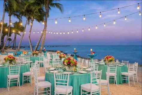 Florida Keys Vacation Resorts, Places To Have A Wedding, Casa Marina Key West, Florida Keys Wedding Venues, Wedding In Florida, Florida Keys Wedding, Key West Wedding, Destin Florida Wedding, Beach Destinations