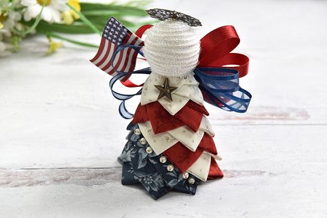 Patriotic Christmas Ornaments, Styrofoam Crafts, Ribbon Ornaments, Patriotic Christmas, Folded Fabric Ornaments, Girl Crafts, Quilted Ornaments, Quilted Christmas Ornaments, Angel Crafts