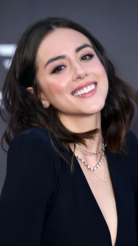 Chloe Bennet Hair, Chloe Benett, Chloé Wang, Dragon Story, Chloe Bennett, Daisy Johnson, Julie Newmar, Marvels Agents Of Shield, Star Actress