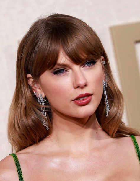 femalestunning Taylor Swift Hair Color, Mother Dearest, Estilo Taylor Swift, Taylor Swift Hair, Red Taylor, Long Live Taylor Swift, Live Taylor, Taylor Swift 13, Taylor Swift Quotes