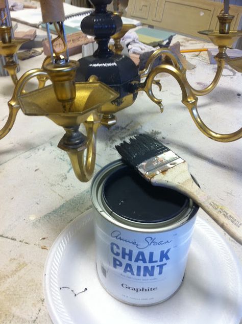 Maison Decor: Painting a Brass Chandelier, and a big mistake! Painting Light Fixtures, Headboard Alternative, Painted Chandelier, Entertaining Angels, Chandelier Makeover, Chandelier Crystals, Lampshade Makeover, Lamp Makeover, Furniture Flip