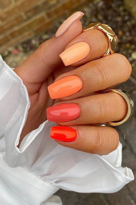 Red Orange Nails, Monochromatic Nails, Bright Orange Nails, Hollywood Nails, Orange Nail Designs, Orange Nail, Top Nail, Short Acrylic Nails Designs, Yellow Nails