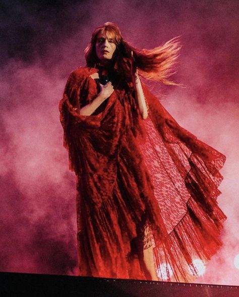 Florence Welch Aesthetic, Painting Prompts, Florence Welch Style, Aesthetic Archive, Red Outfits, Manic Pixie Dream Girl, Florence Welch, Florence The Machines, Mythology Art