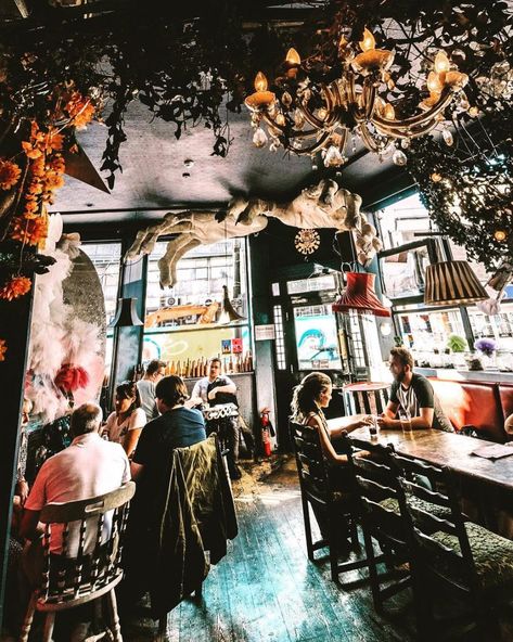 New Year In London, Bar In Kitchen, Bars In London, Pub Ideas, Alphabet Dating, Spice Up Your Love Life, Cozy Bar, Secret London, Secret Bar