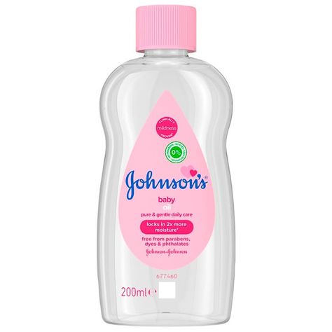 Johnson Baby Oil, Massage Bebe, Johnsons Baby, Baby Toiletries, Wellness Massage, Gentle Baby, Baby Lotion, Baby Massage, Moisturizer For Dry Skin